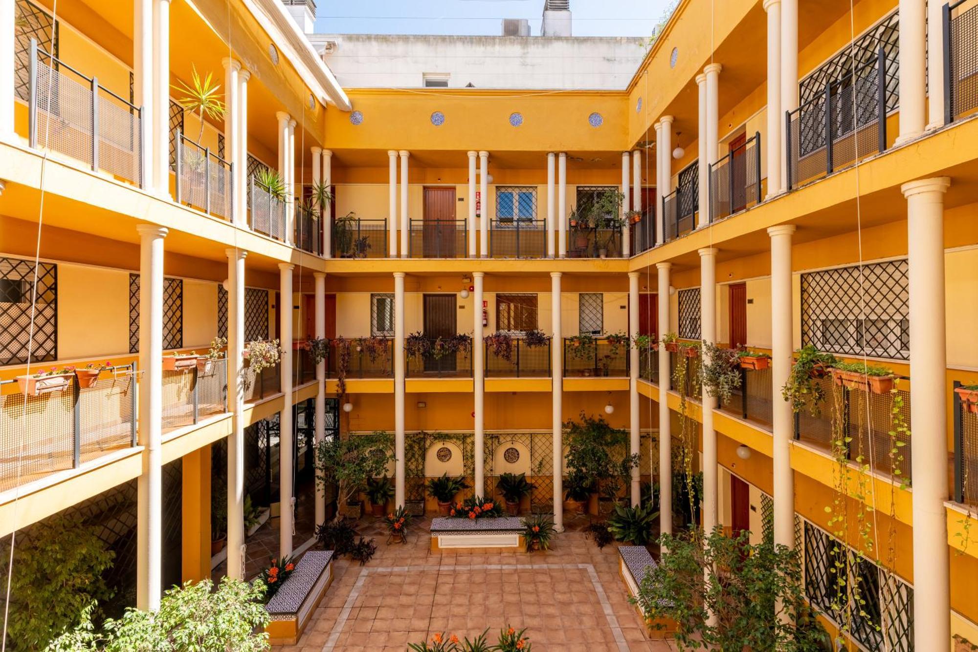 San Vicente-Museo Apartamento Seville Ngoại thất bức ảnh