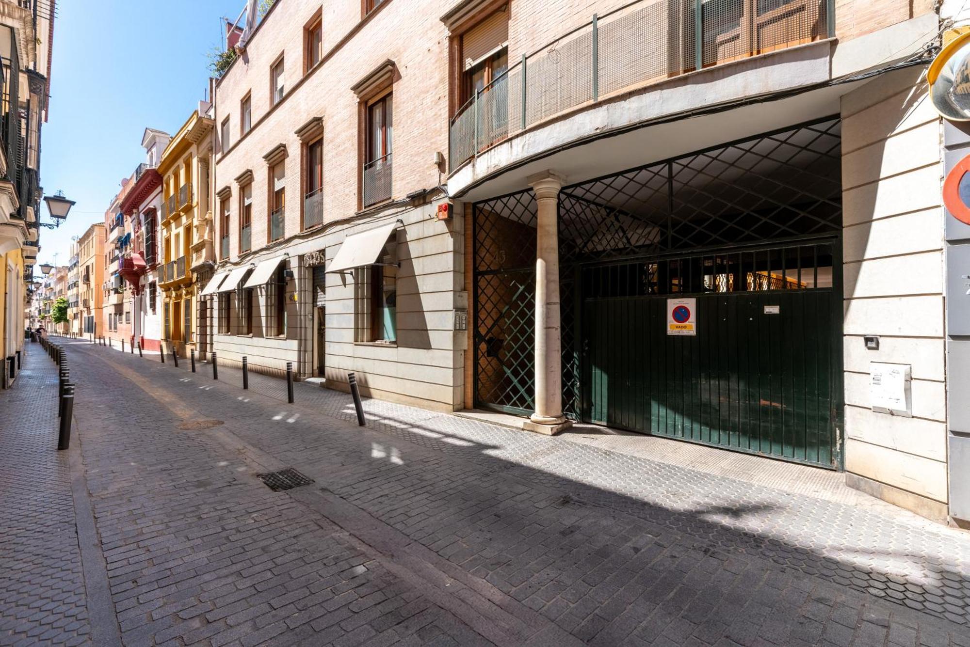 San Vicente-Museo Apartamento Seville Ngoại thất bức ảnh