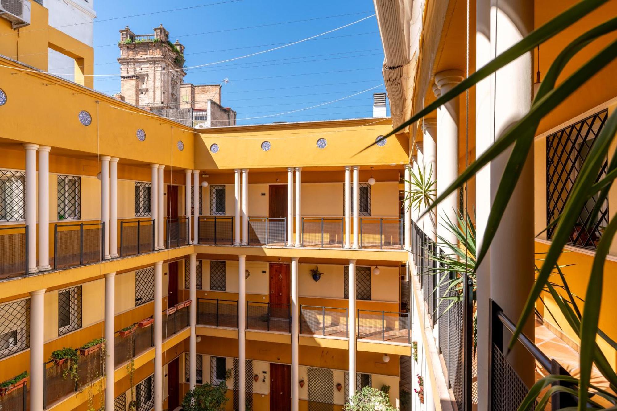 San Vicente-Museo Apartamento Seville Ngoại thất bức ảnh