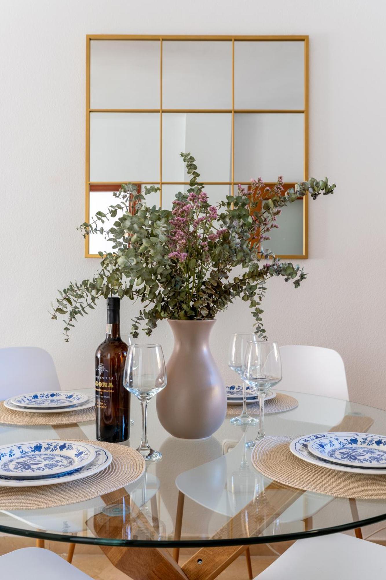 San Vicente-Museo Apartamento Seville Ngoại thất bức ảnh
