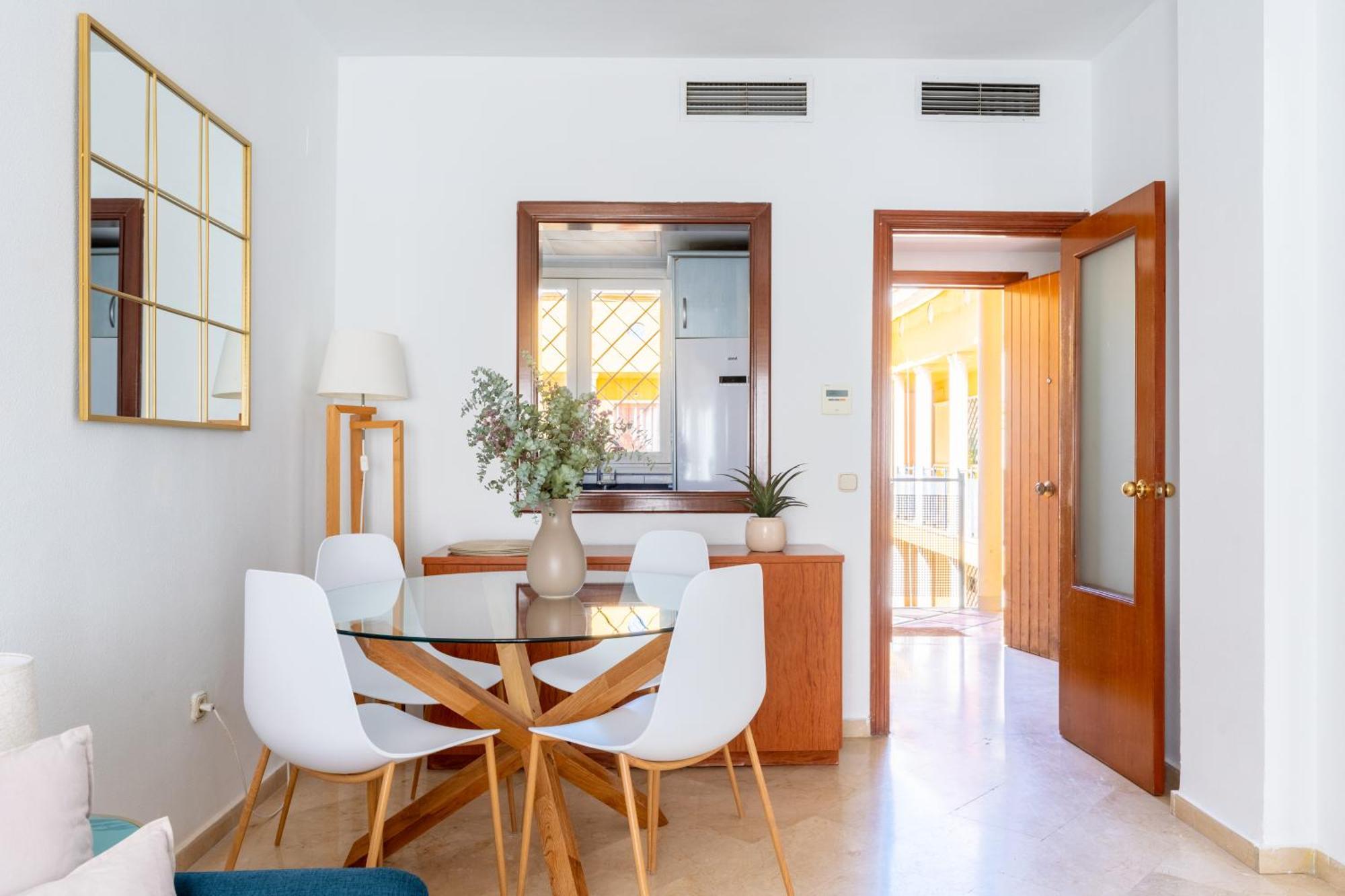 San Vicente-Museo Apartamento Seville Ngoại thất bức ảnh